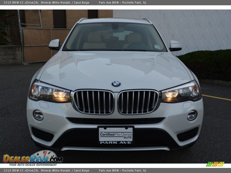 2016 BMW X3 xDrive28i Mineral White Metallic / Sand Beige Photo #7