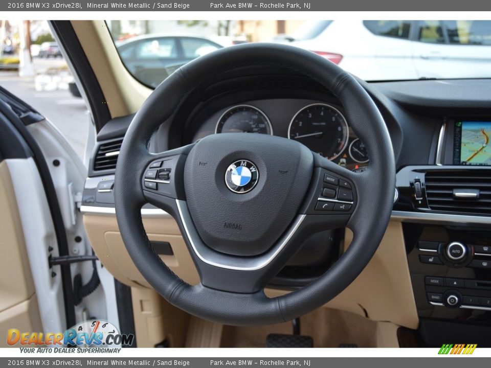 2016 BMW X3 xDrive28i Mineral White Metallic / Sand Beige Photo #18