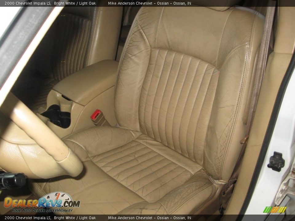 2000 Chevrolet Impala LS Bright White / Light Oak Photo #7
