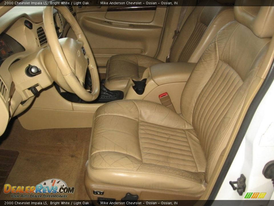 2000 Chevrolet Impala LS Bright White / Light Oak Photo #8
