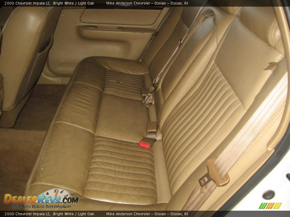 2000 Chevrolet Impala LS Bright White / Light Oak Photo #14