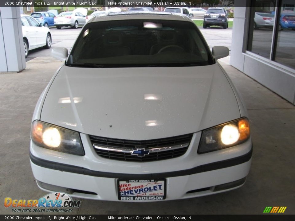 2000 Chevrolet Impala LS Bright White / Light Oak Photo #22
