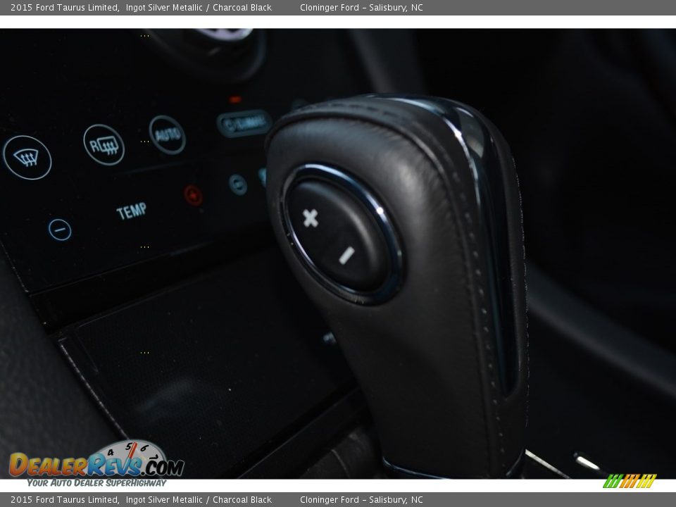 2015 Ford Taurus Limited Ingot Silver Metallic / Charcoal Black Photo #21