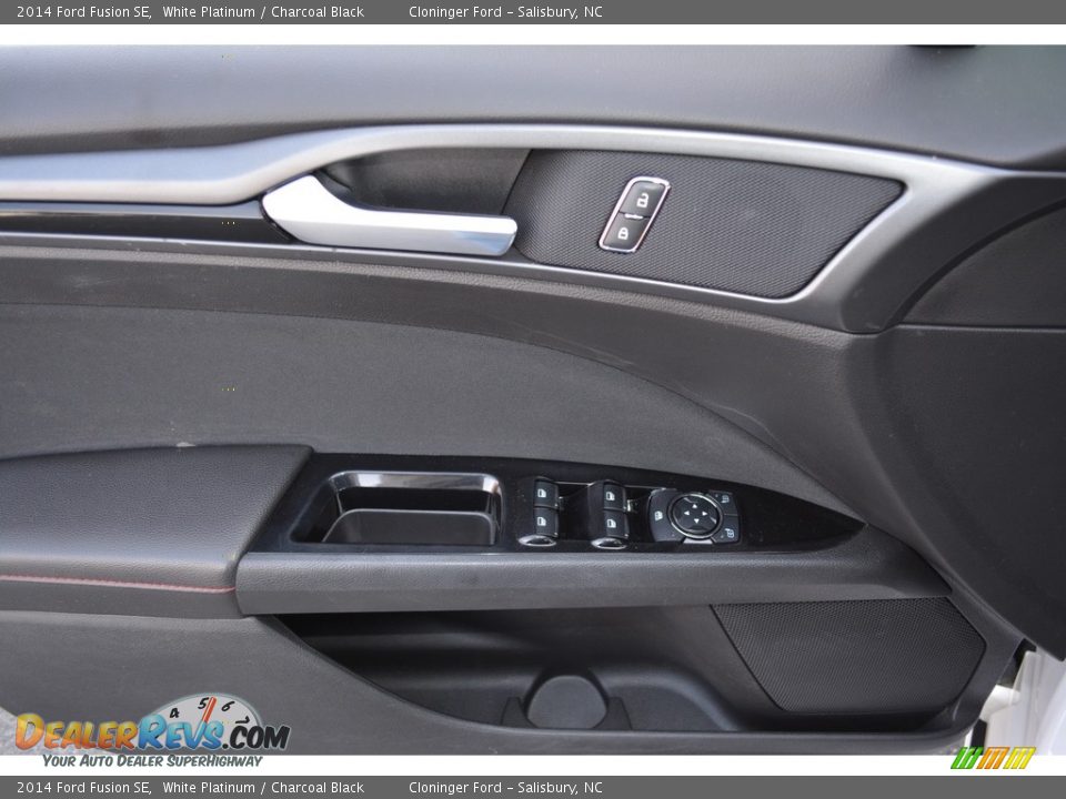 2014 Ford Fusion SE White Platinum / Charcoal Black Photo #8