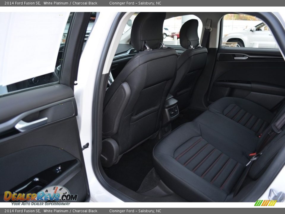 2014 Ford Fusion SE White Platinum / Charcoal Black Photo #11