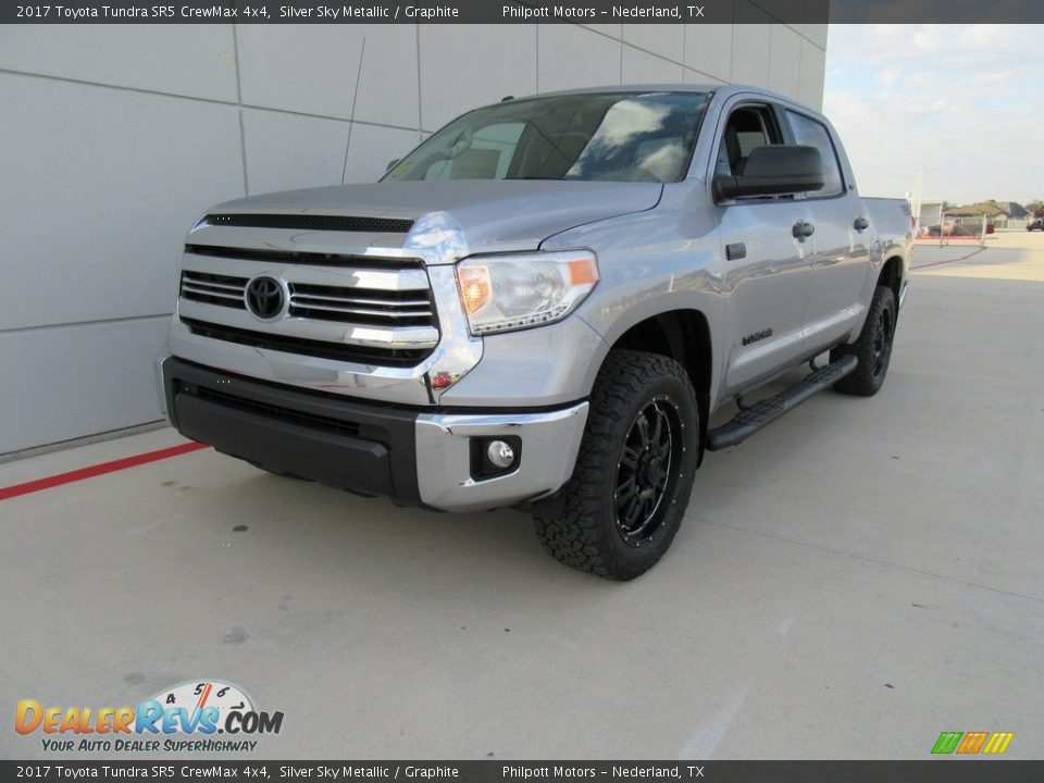 2017 Toyota Tundra SR5 CrewMax 4x4 Silver Sky Metallic / Graphite Photo #7
