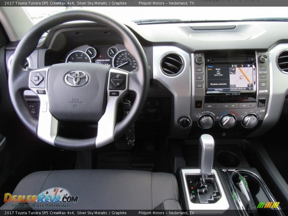 2017 Toyota Tundra SR5 CrewMax 4x4 Silver Sky Metallic / Graphite Photo #26