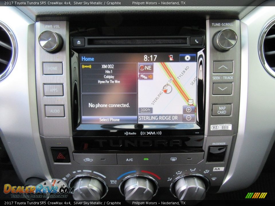 2017 Toyota Tundra SR5 CrewMax 4x4 Silver Sky Metallic / Graphite Photo #28