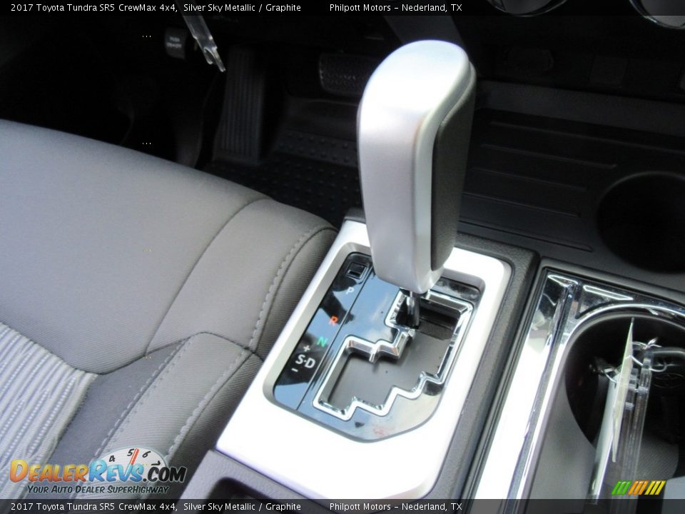 2017 Toyota Tundra SR5 CrewMax 4x4 Silver Sky Metallic / Graphite Photo #31