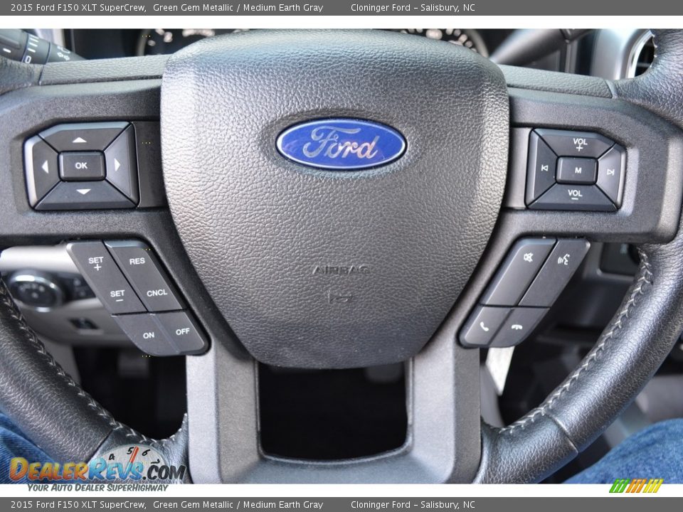 2015 Ford F150 XLT SuperCrew Green Gem Metallic / Medium Earth Gray Photo #24