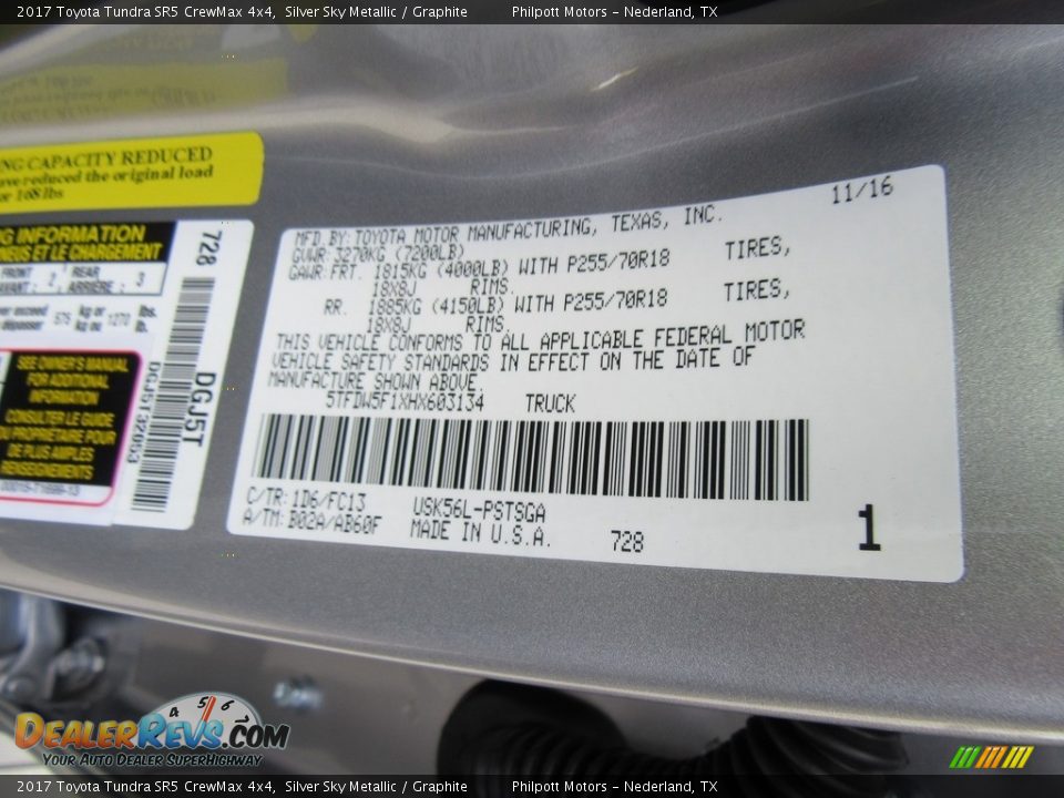 2017 Toyota Tundra SR5 CrewMax 4x4 Silver Sky Metallic / Graphite Photo #36