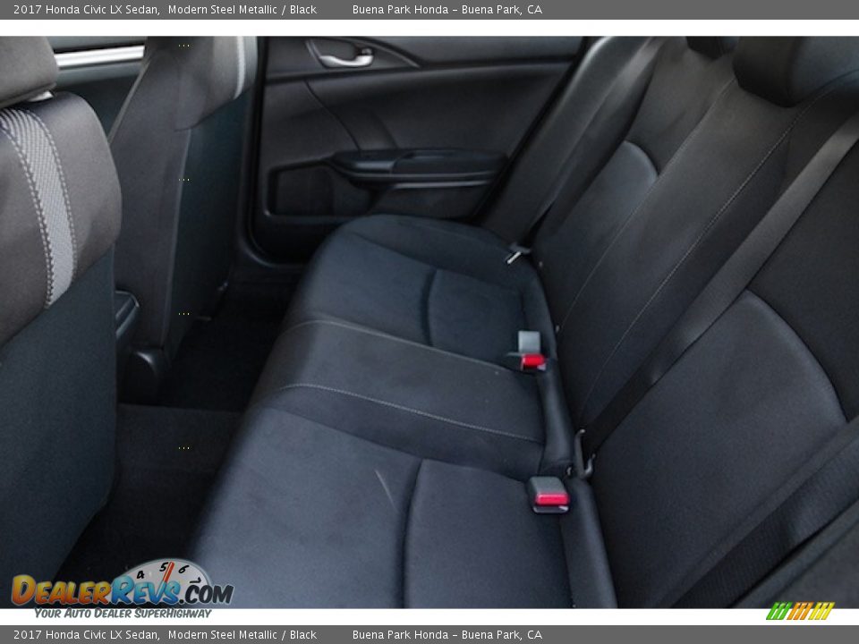 2017 Honda Civic LX Sedan Modern Steel Metallic / Black Photo #11