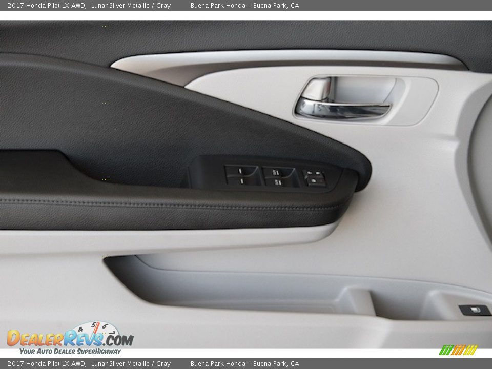 Door Panel of 2017 Honda Pilot LX AWD Photo #7