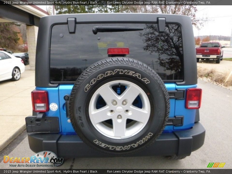 2015 Jeep Wrangler Unlimited Sport 4x4 Hydro Blue Pearl / Black Photo #12