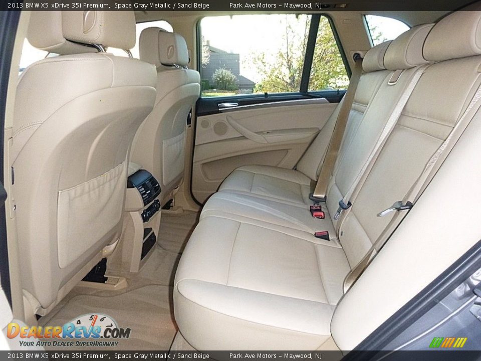 2013 BMW X5 xDrive 35i Premium Space Gray Metallic / Sand Beige Photo #19