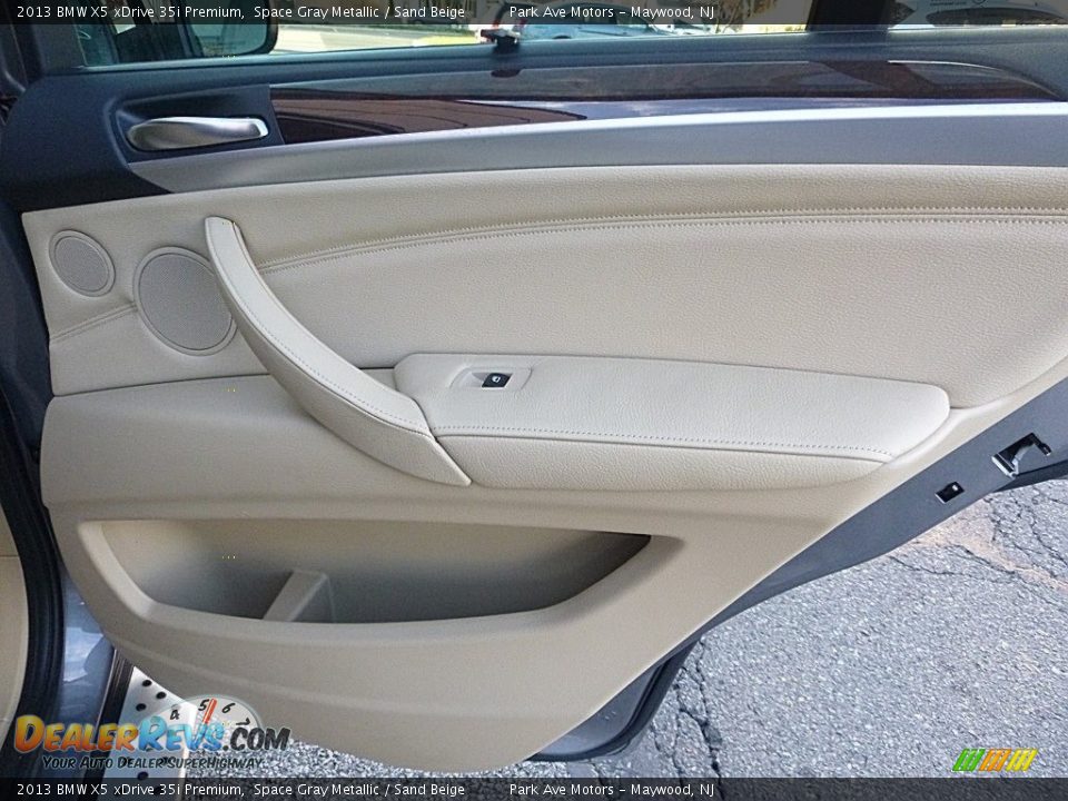2013 BMW X5 xDrive 35i Premium Space Gray Metallic / Sand Beige Photo #20