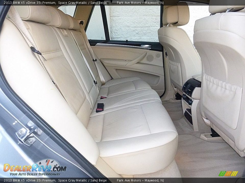 2013 BMW X5 xDrive 35i Premium Space Gray Metallic / Sand Beige Photo #23