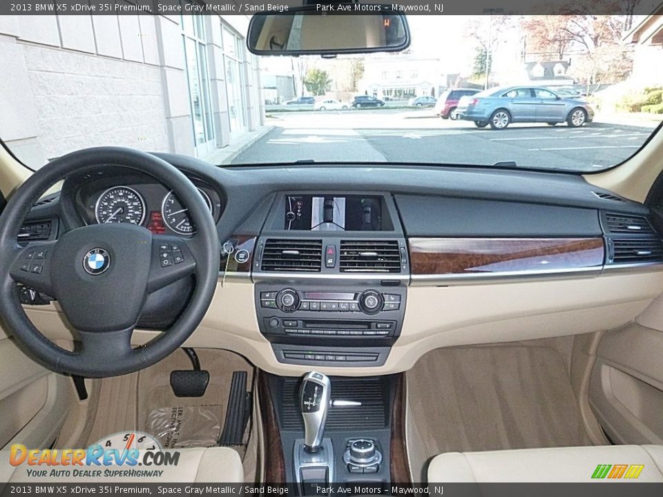 2013 BMW X5 xDrive 35i Premium Space Gray Metallic / Sand Beige Photo #26