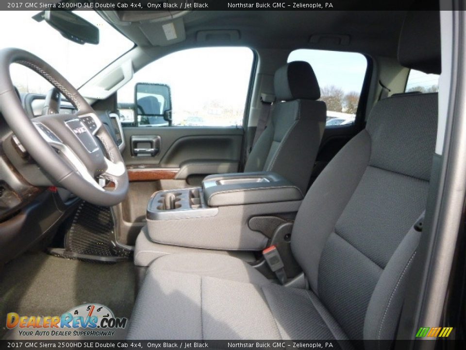 Front Seat of 2017 GMC Sierra 2500HD SLE Double Cab 4x4 Photo #13
