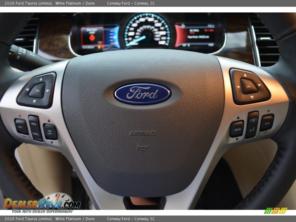 2016 Ford Taurus Limited White Platinum / Dune Photo #25