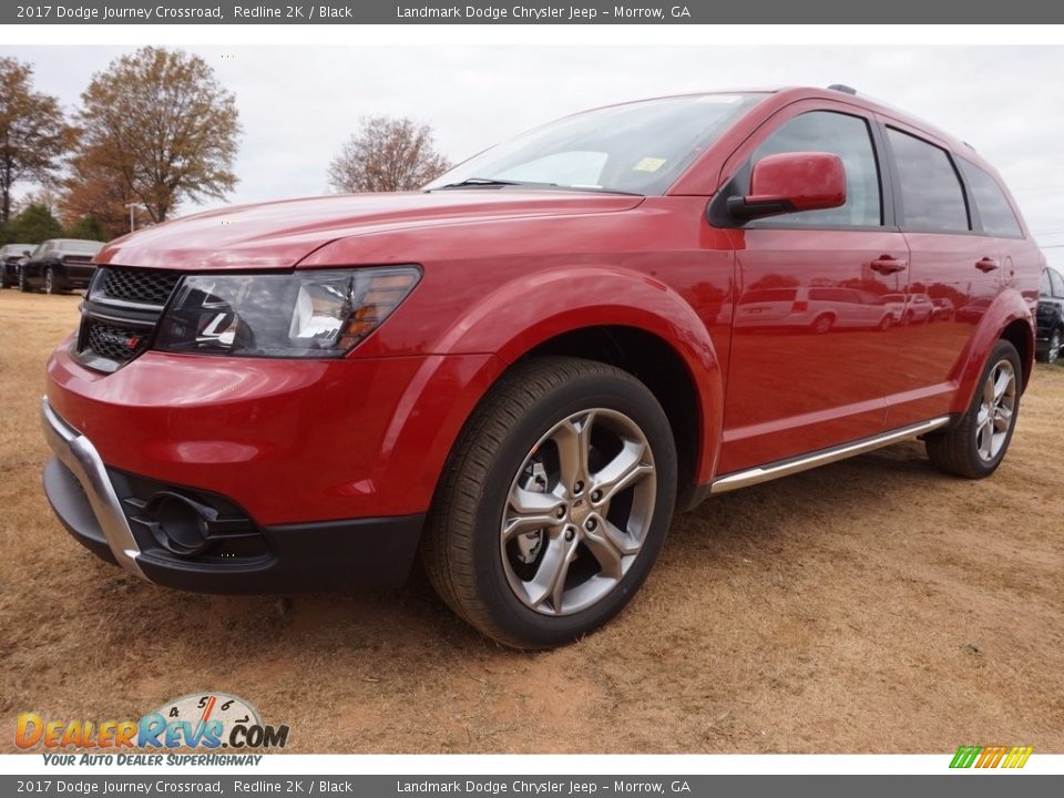 Front 3/4 View of 2017 Dodge Journey Crossroad Photo #1