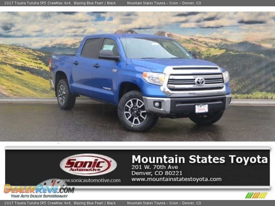 2017 Toyota Tundra SR5 CrewMax 4x4 Blazing Blue Pearl / Black Photo #1