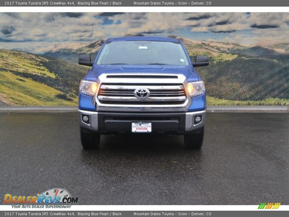 2017 Toyota Tundra SR5 CrewMax 4x4 Blazing Blue Pearl / Black Photo #2
