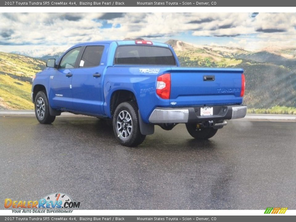 2017 Toyota Tundra SR5 CrewMax 4x4 Blazing Blue Pearl / Black Photo #3