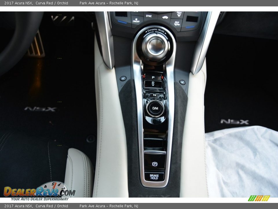 Controls of 2017 Acura NSX  Photo #18