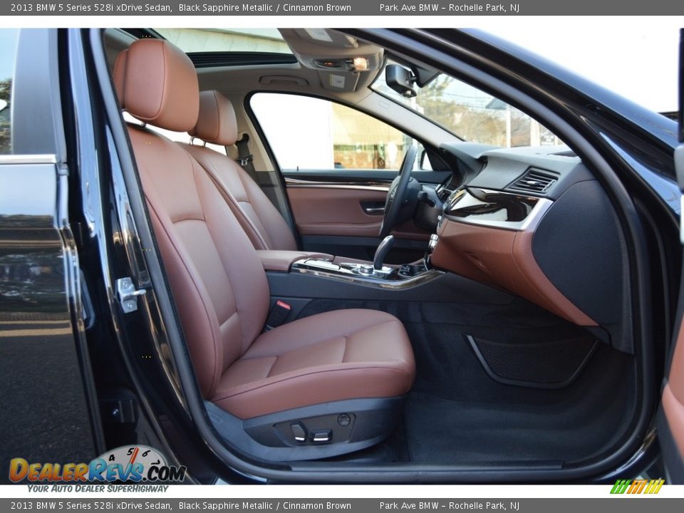 2013 BMW 5 Series 528i xDrive Sedan Black Sapphire Metallic / Cinnamon Brown Photo #27