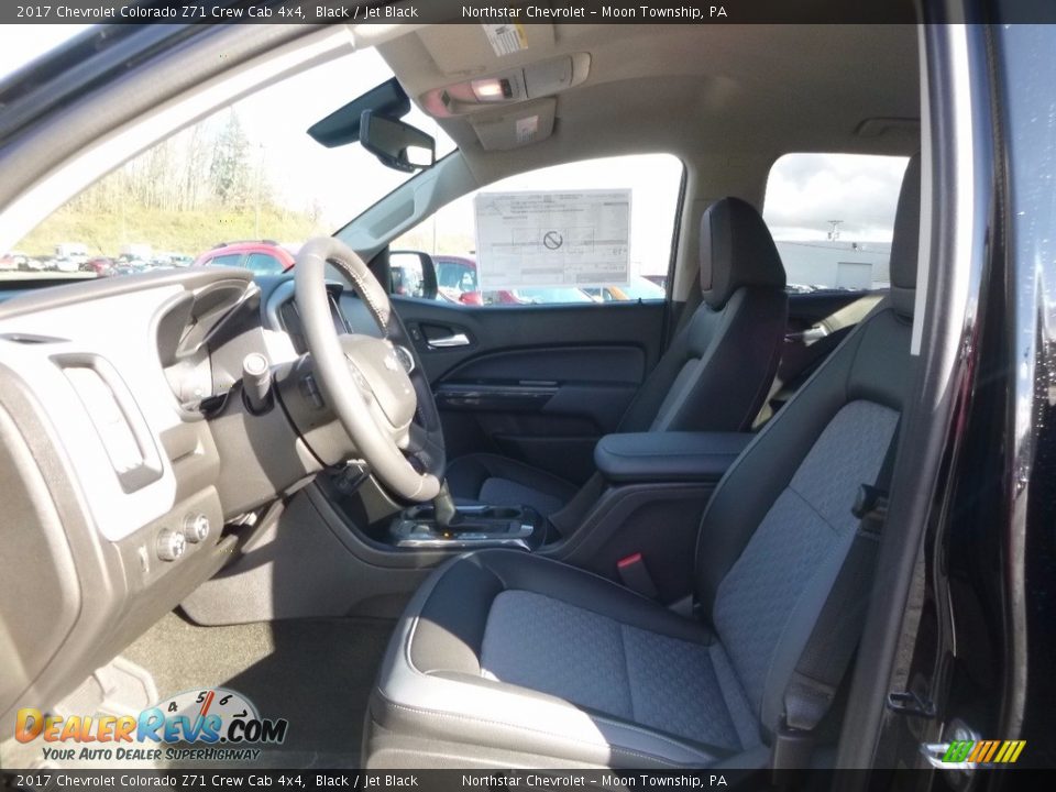 Front Seat of 2017 Chevrolet Colorado Z71 Crew Cab 4x4 Photo #10
