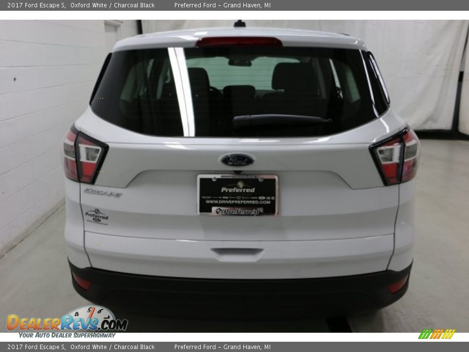 2017 Ford Escape S Oxford White / Charcoal Black Photo #9