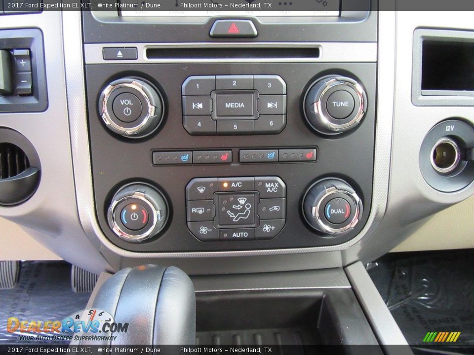 Controls of 2017 Ford Expedition EL XLT Photo #31