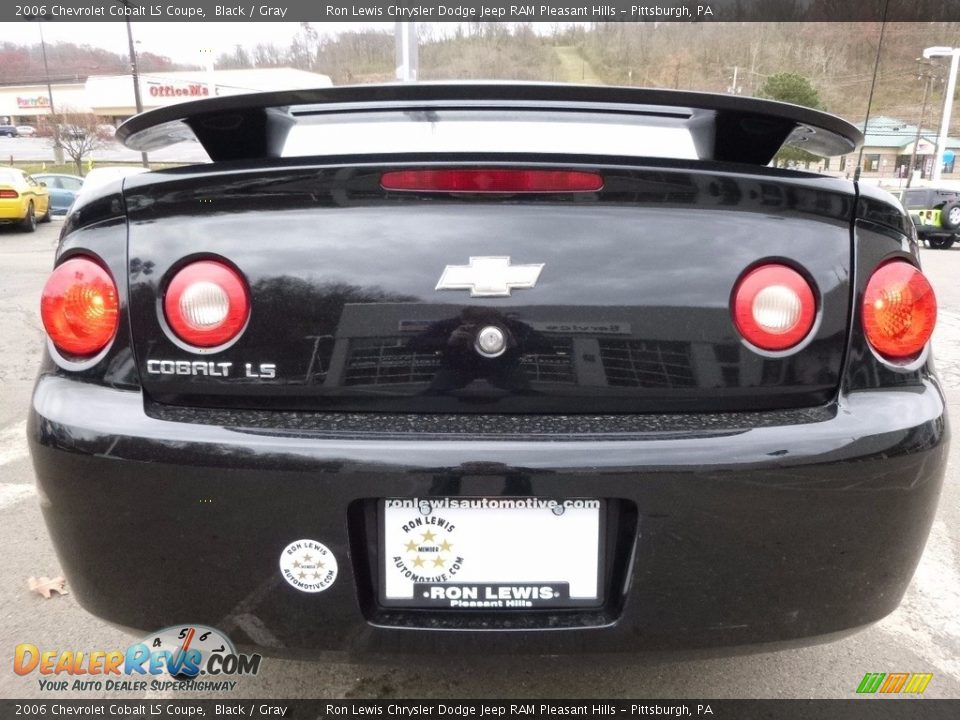 2006 Chevrolet Cobalt LS Coupe Black / Gray Photo #4