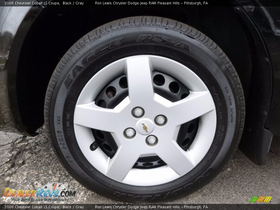 2006 Chevrolet Cobalt LS Coupe Black / Gray Photo #9