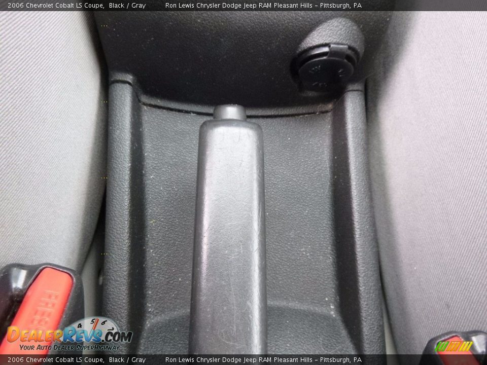 2006 Chevrolet Cobalt LS Coupe Black / Gray Photo #18