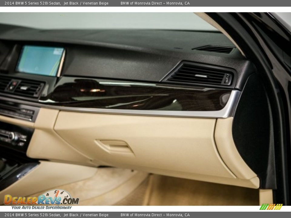 2014 BMW 5 Series 528i Sedan Jet Black / Venetian Beige Photo #25