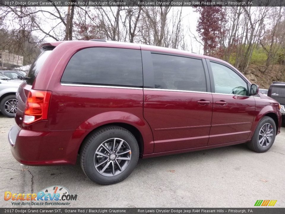 2017 Dodge Grand Caravan SXT Octane Red / Black/Light Graystone Photo #6