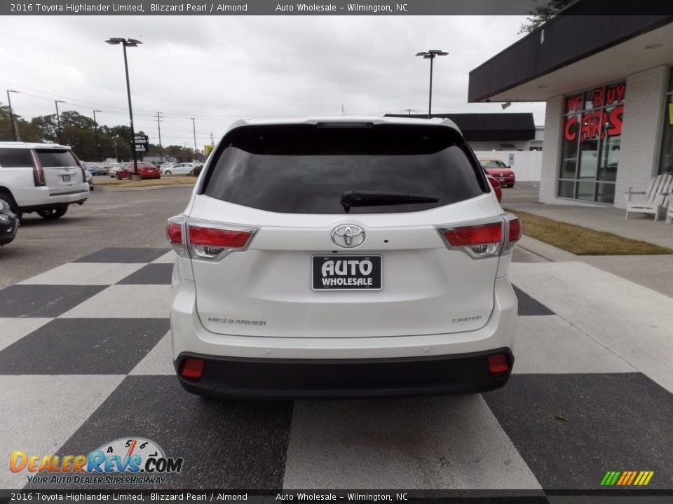 2016 Toyota Highlander Limited Blizzard Pearl / Almond Photo #4