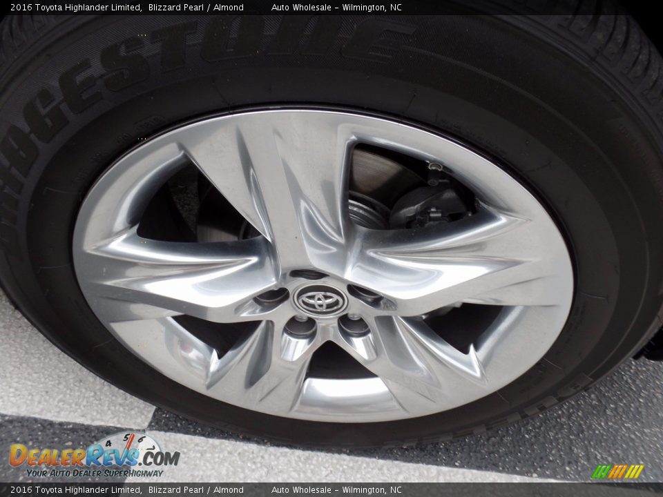 2016 Toyota Highlander Limited Blizzard Pearl / Almond Photo #7