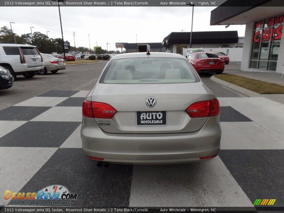 2013 Volkswagen Jetta SEL Sedan Moonrock Silver Metallic / 2 Tone Black/Cornsilk Photo #4