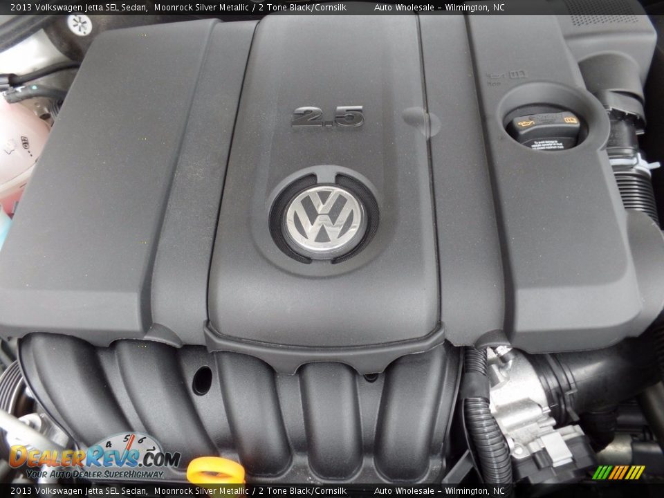 2013 Volkswagen Jetta SEL Sedan Moonrock Silver Metallic / 2 Tone Black/Cornsilk Photo #6
