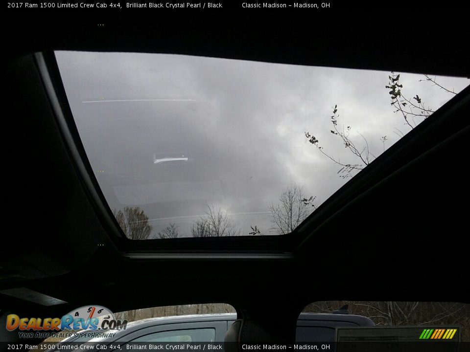 2017 Ram 1500 Limited Crew Cab 4x4 Brilliant Black Crystal Pearl / Black Photo #6