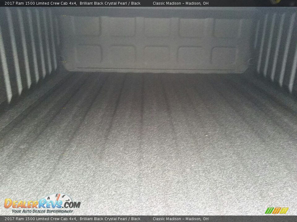 2017 Ram 1500 Limited Crew Cab 4x4 Brilliant Black Crystal Pearl / Black Photo #15