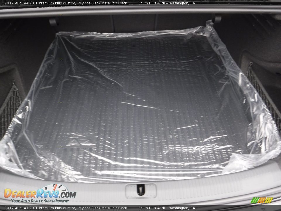 2017 Audi A4 2.0T Premium Plus quattro Mythos Black Metallic / Black Photo #35