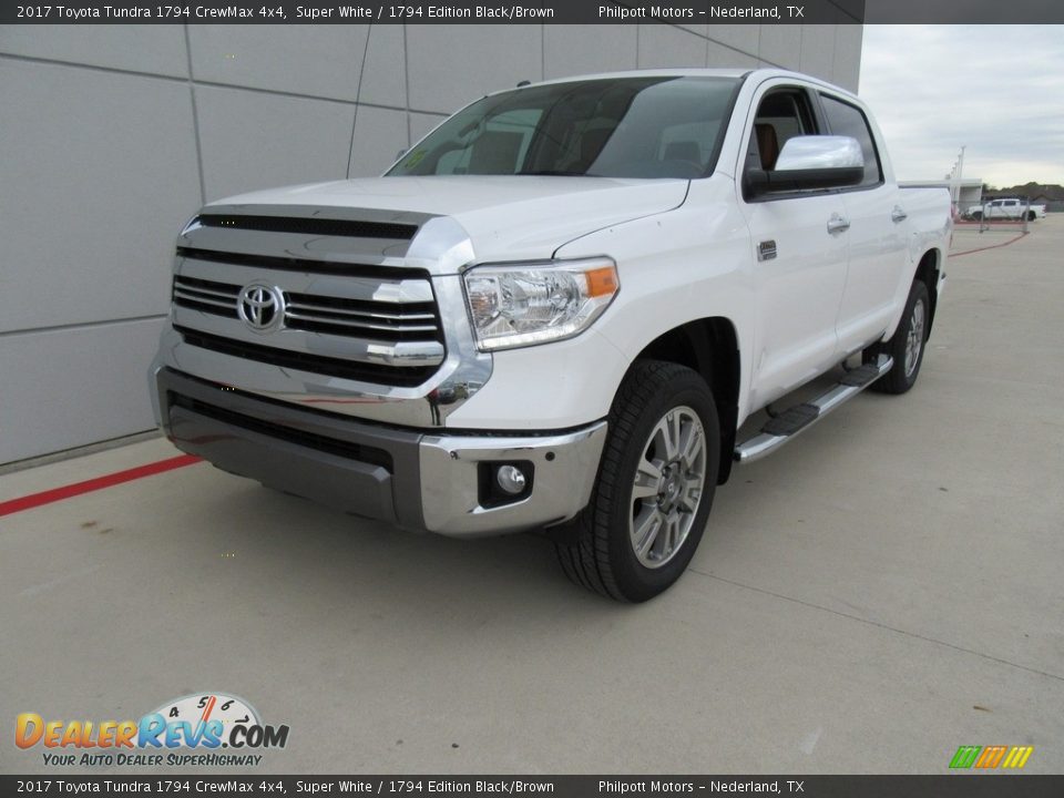 2017 Toyota Tundra 1794 CrewMax 4x4 Super White / 1794 Edition Black/Brown Photo #7