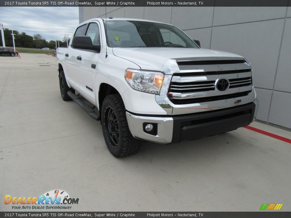 2017 Toyota Tundra SR5 TSS Off-Road CrewMax Super White / Graphite Photo #1