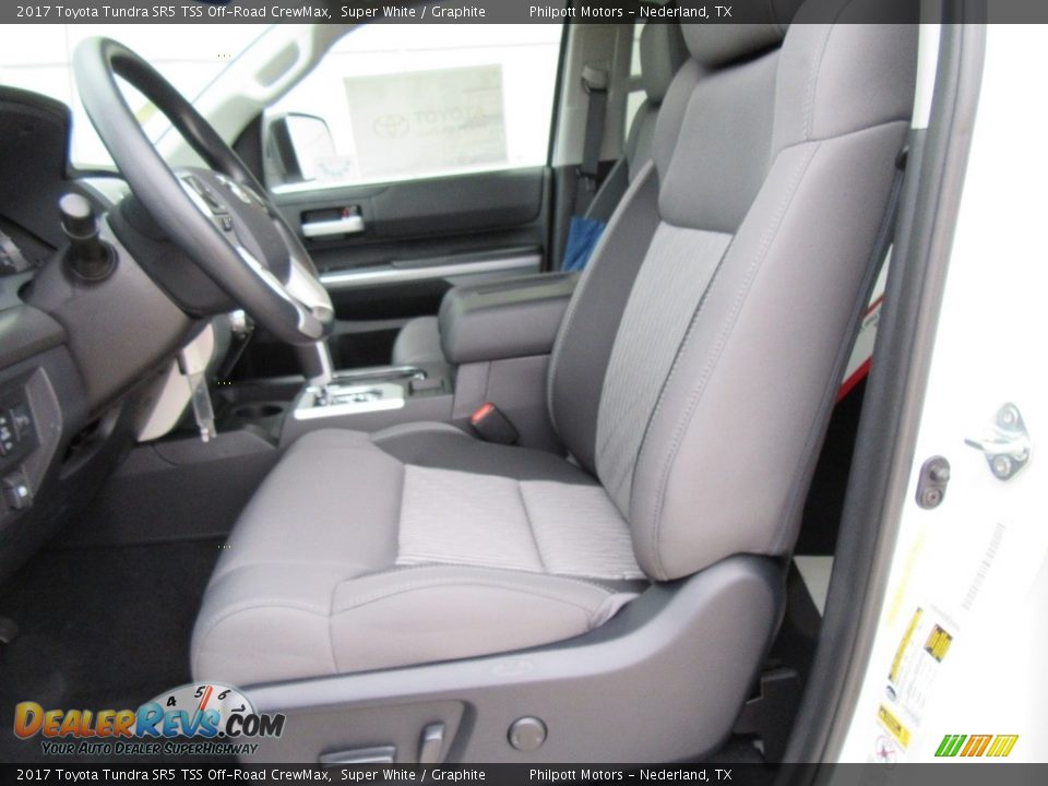 2017 Toyota Tundra SR5 TSS Off-Road CrewMax Super White / Graphite Photo #23