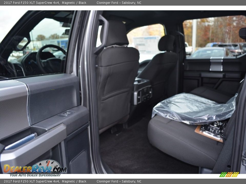 Rear Seat of 2017 Ford F150 XLT SuperCrew 4x4 Photo #10