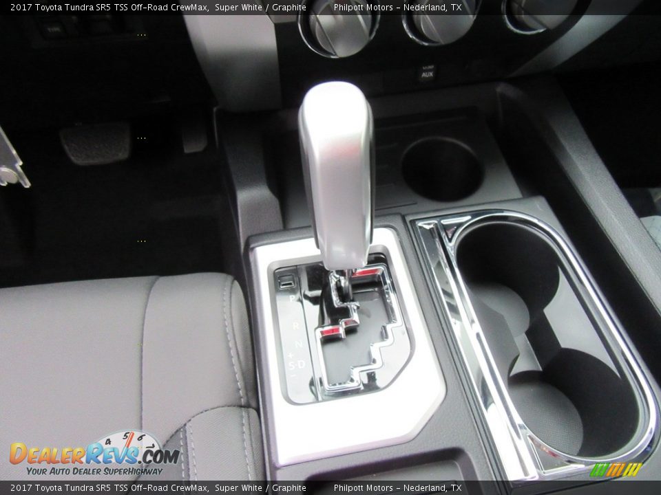 2017 Toyota Tundra SR5 TSS Off-Road CrewMax Super White / Graphite Photo #29